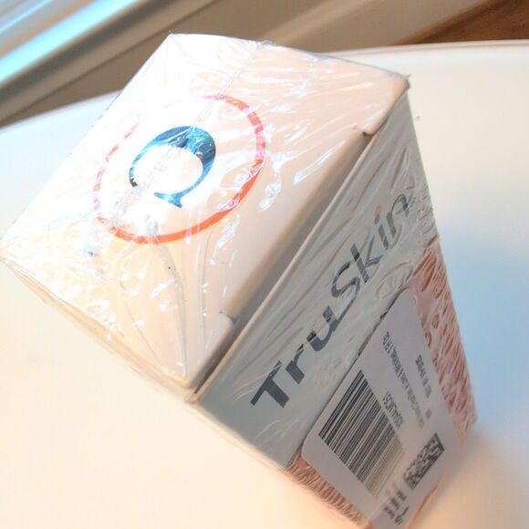 NEW TruSkin Vitamin C Brightening Facial Serum for Face Dark Spots Wrinkles 1 oz - Picture 3 of 3